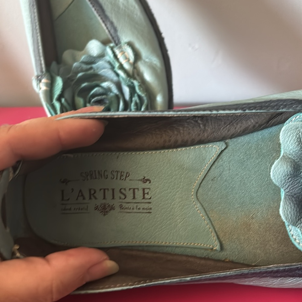 L’Artiste Loafers by Spring Step - Picture 3 of 5